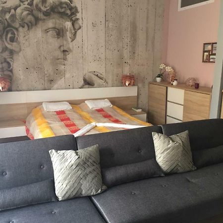 Hunyadi Apartman Szekszárd 外观 照片