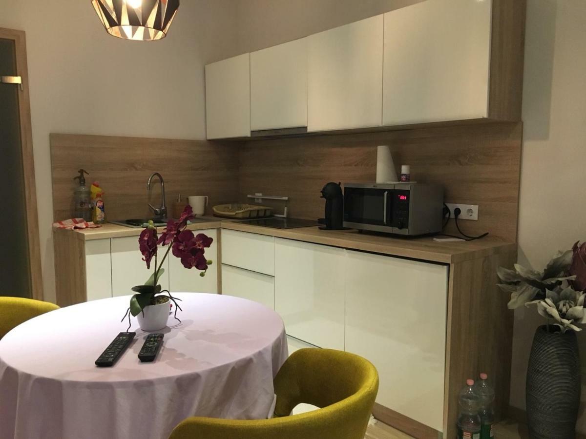 Hunyadi Apartman Szekszárd 外观 照片