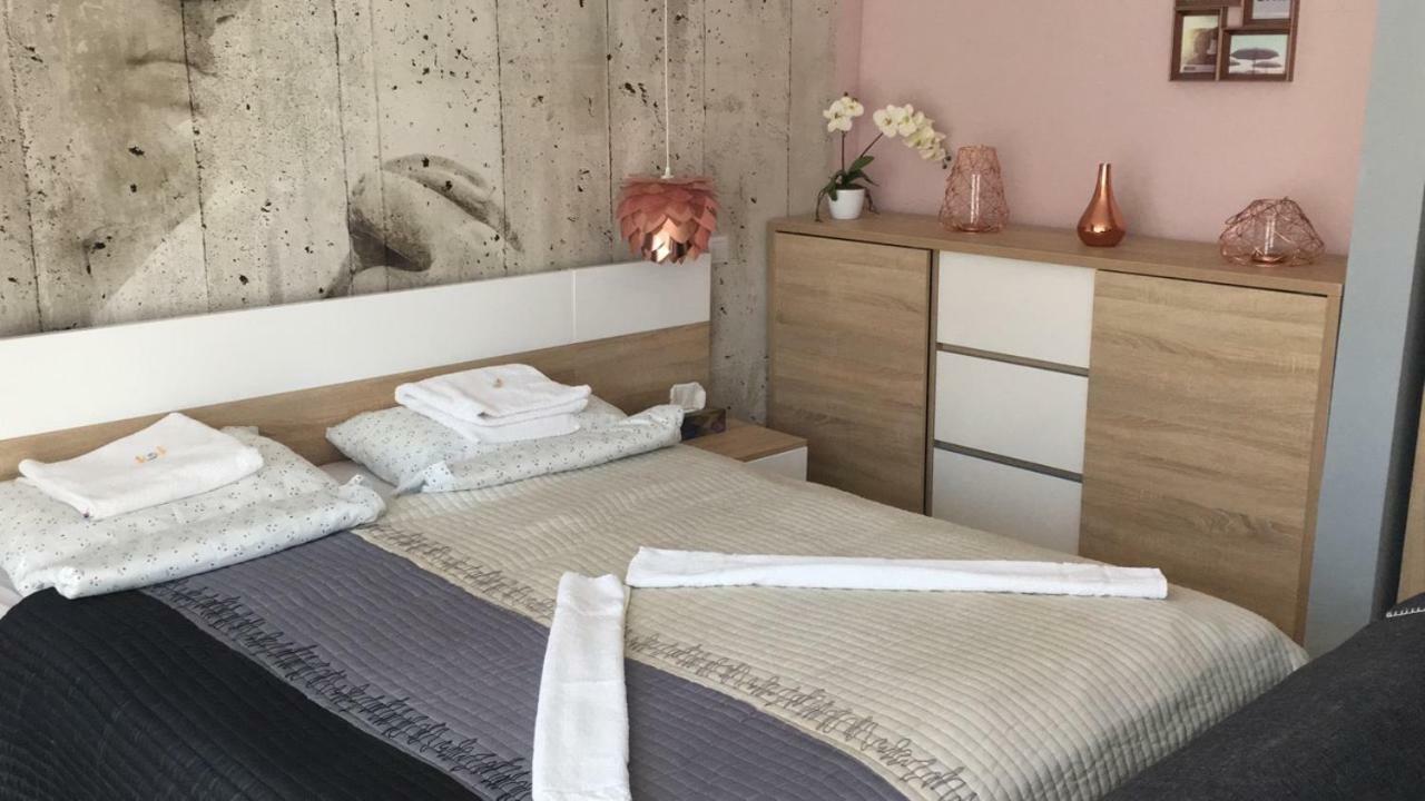 Hunyadi Apartman Szekszárd 外观 照片